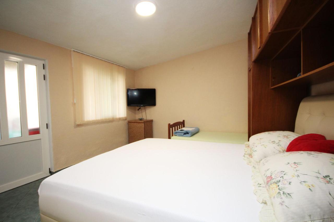 Apartman Gabriel Podgora Esterno foto