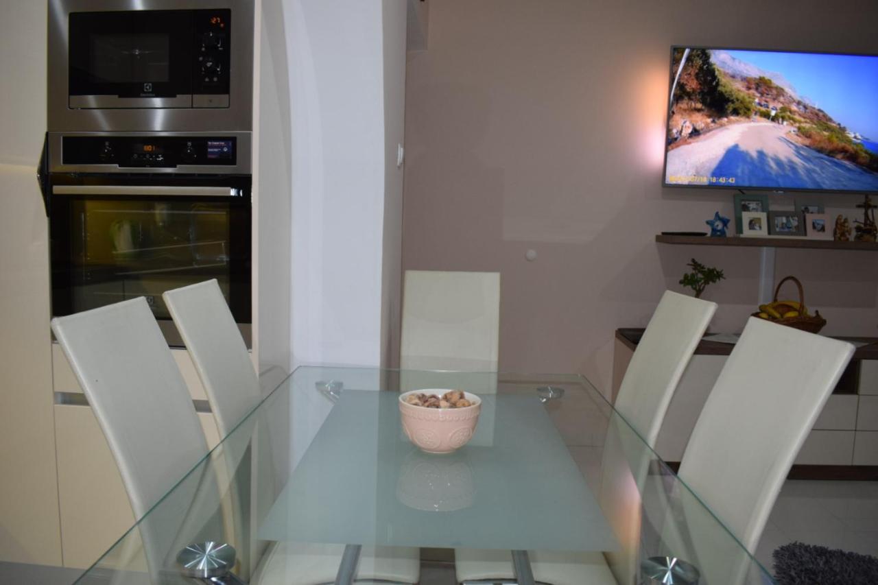 Apartman Gabriel Podgora Esterno foto