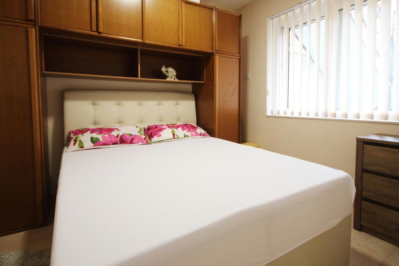 Apartman Gabriel Podgora Esterno foto